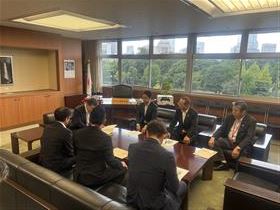 古川副大臣説明